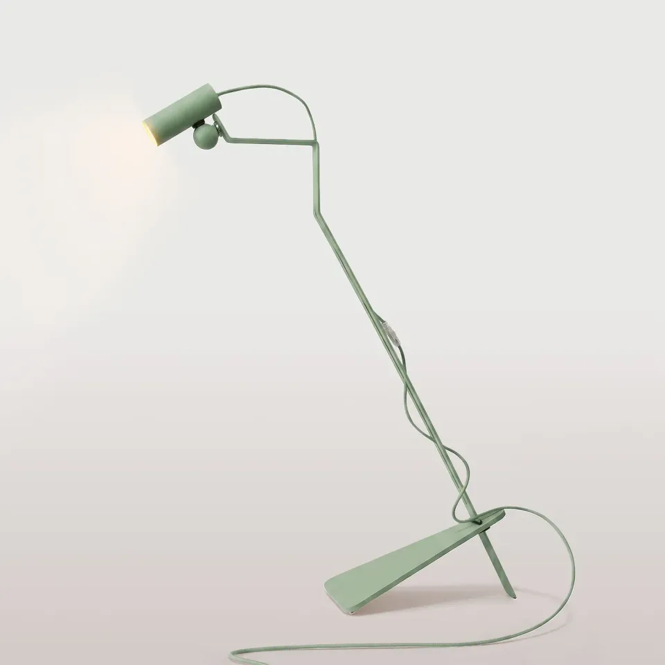 Creative Cables Mario Tubo lampada terra verde con faretto