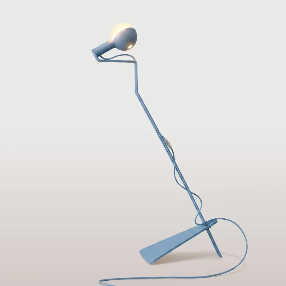 Creative Cables Filotto Mario Talia piantana blu con LED G125