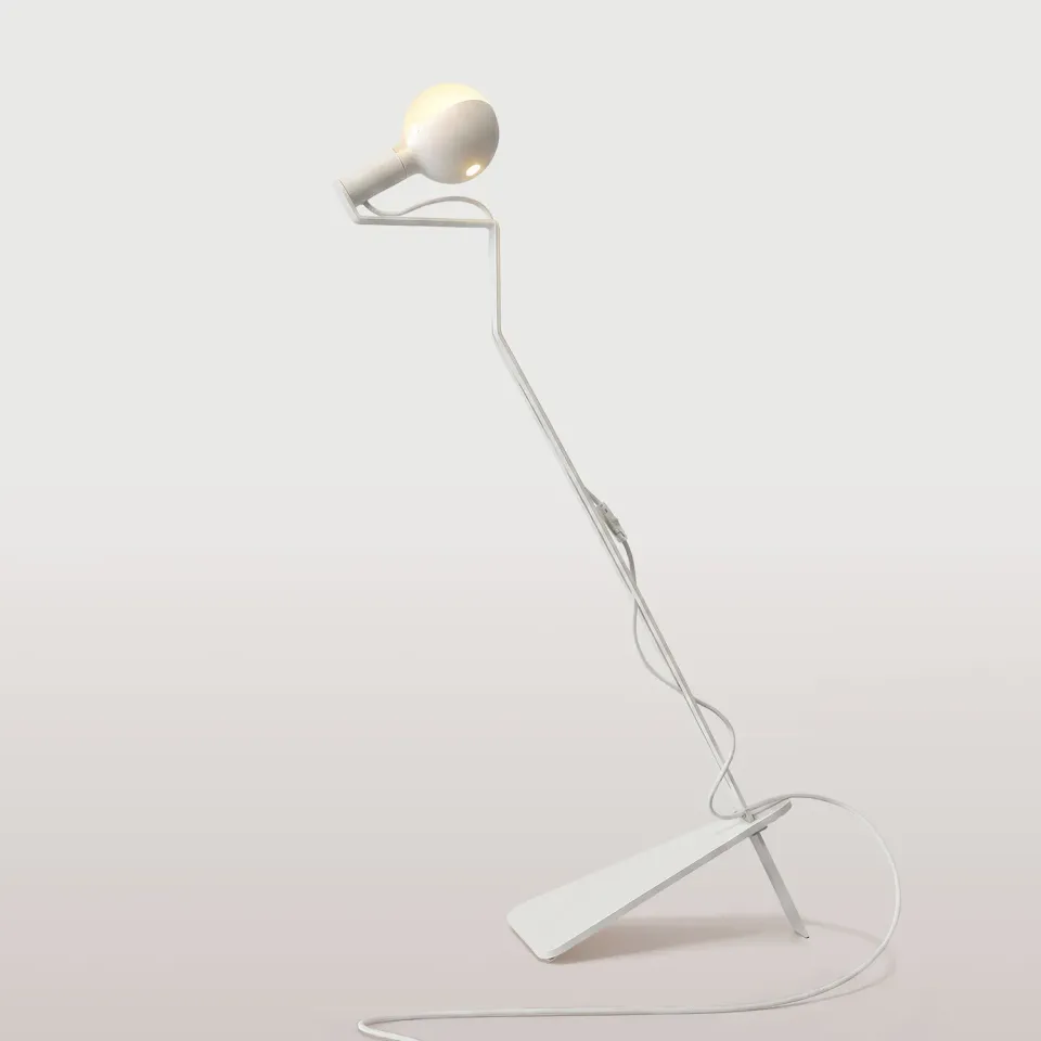 Creative Cables Filotto Mario Talia lampada terra bianca con lampadina