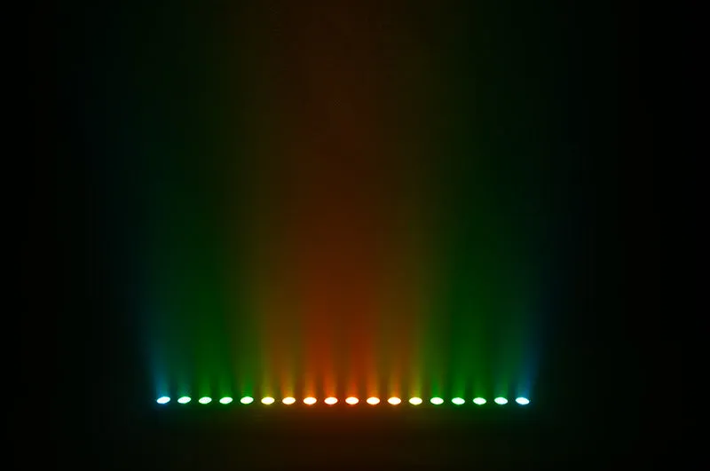 Eliminator Mega Color Q18 barra LED RGBA 1 metro