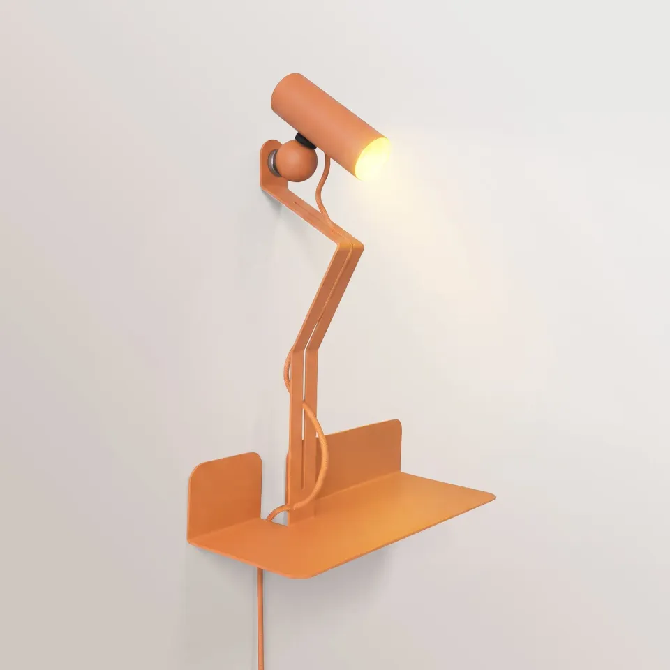 Creative Cables Murio Tubo lampada parete arancione con mensola